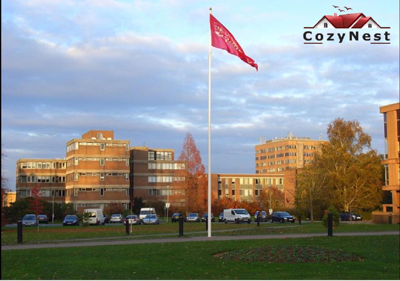 Luxury Central Self Contained Flat By Cozynest Reading Exterior photo